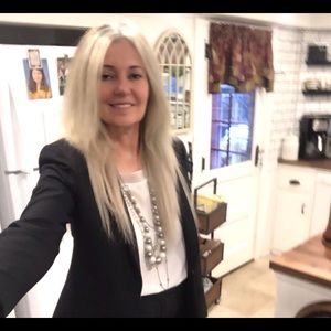 Meet your Posher, Karen